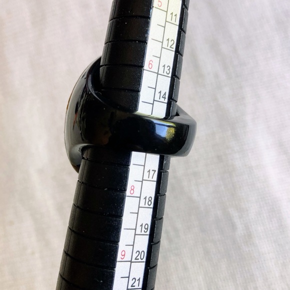 Vintage Hand Carved Bovine Horn Chunky Ring Size 7 Unisex - Picture 12 of 14